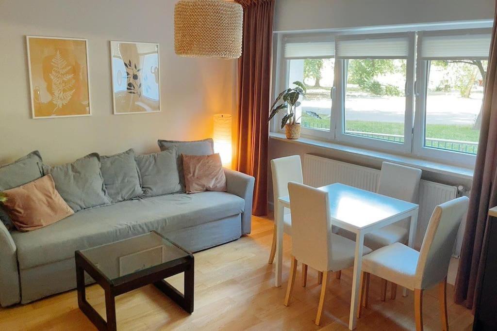 Comfortable Apartment In Warsaw Bielany Bagian luar foto